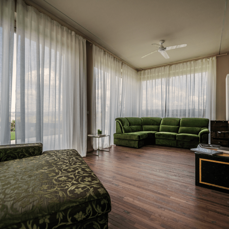villa-living-room